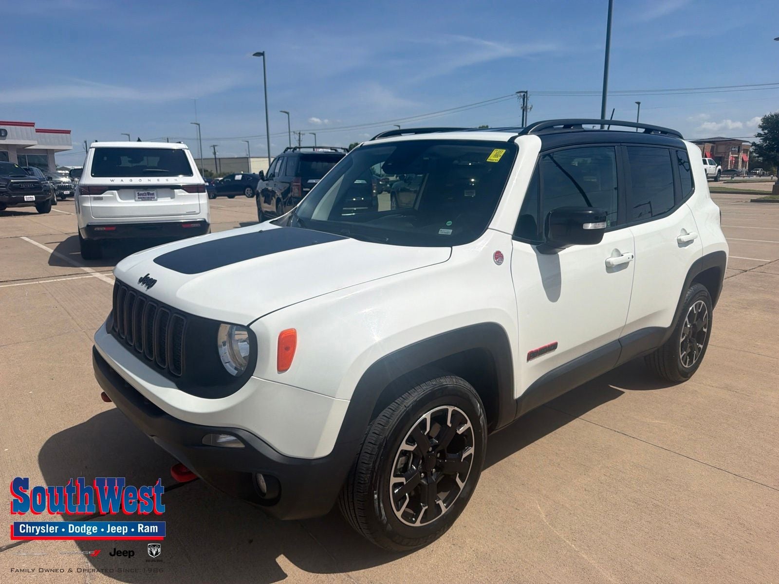 2023 Jeep Renegade Trailhawk
