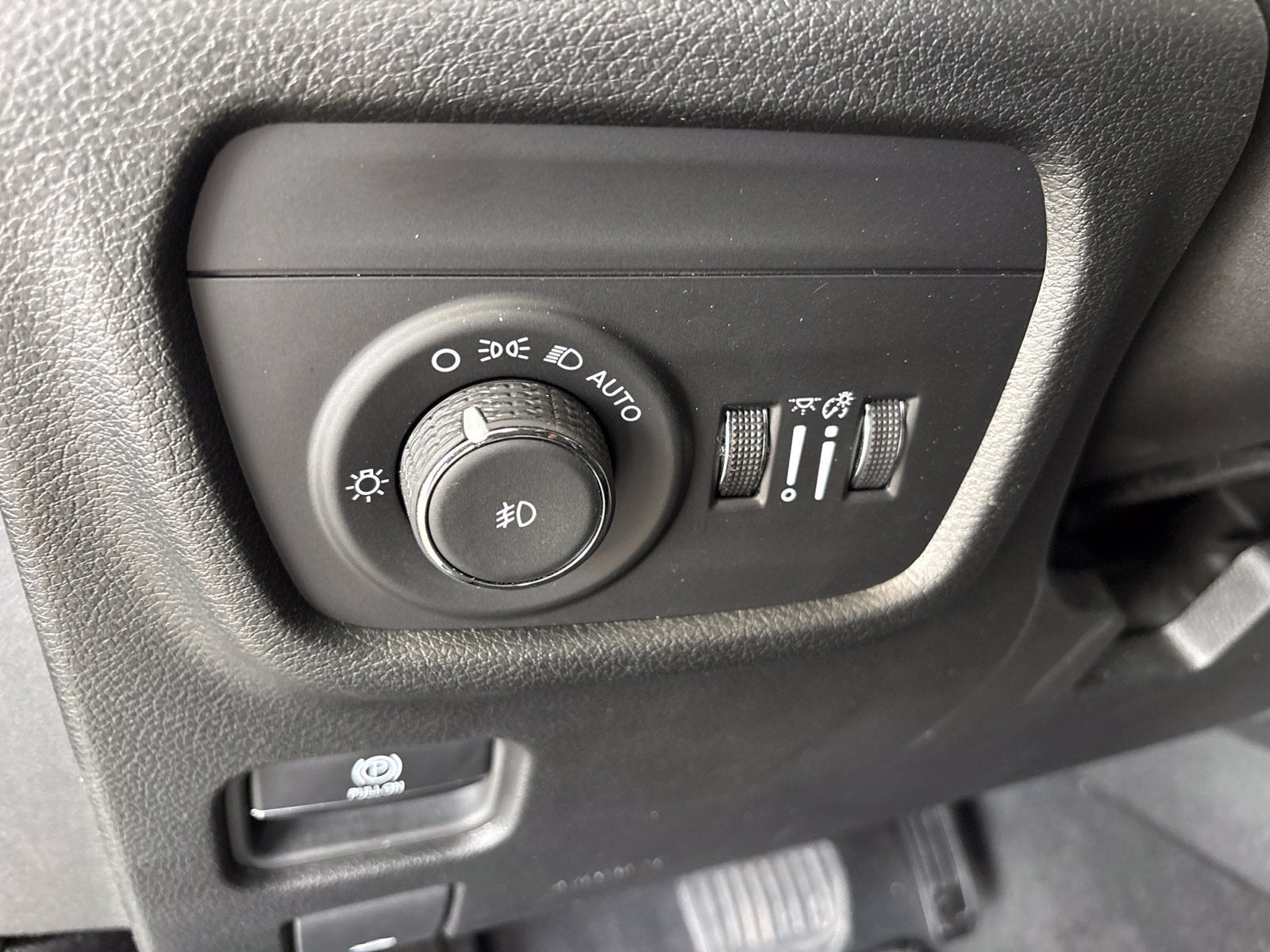 2024 Jeep Grand Cherokee L Limited 4x2