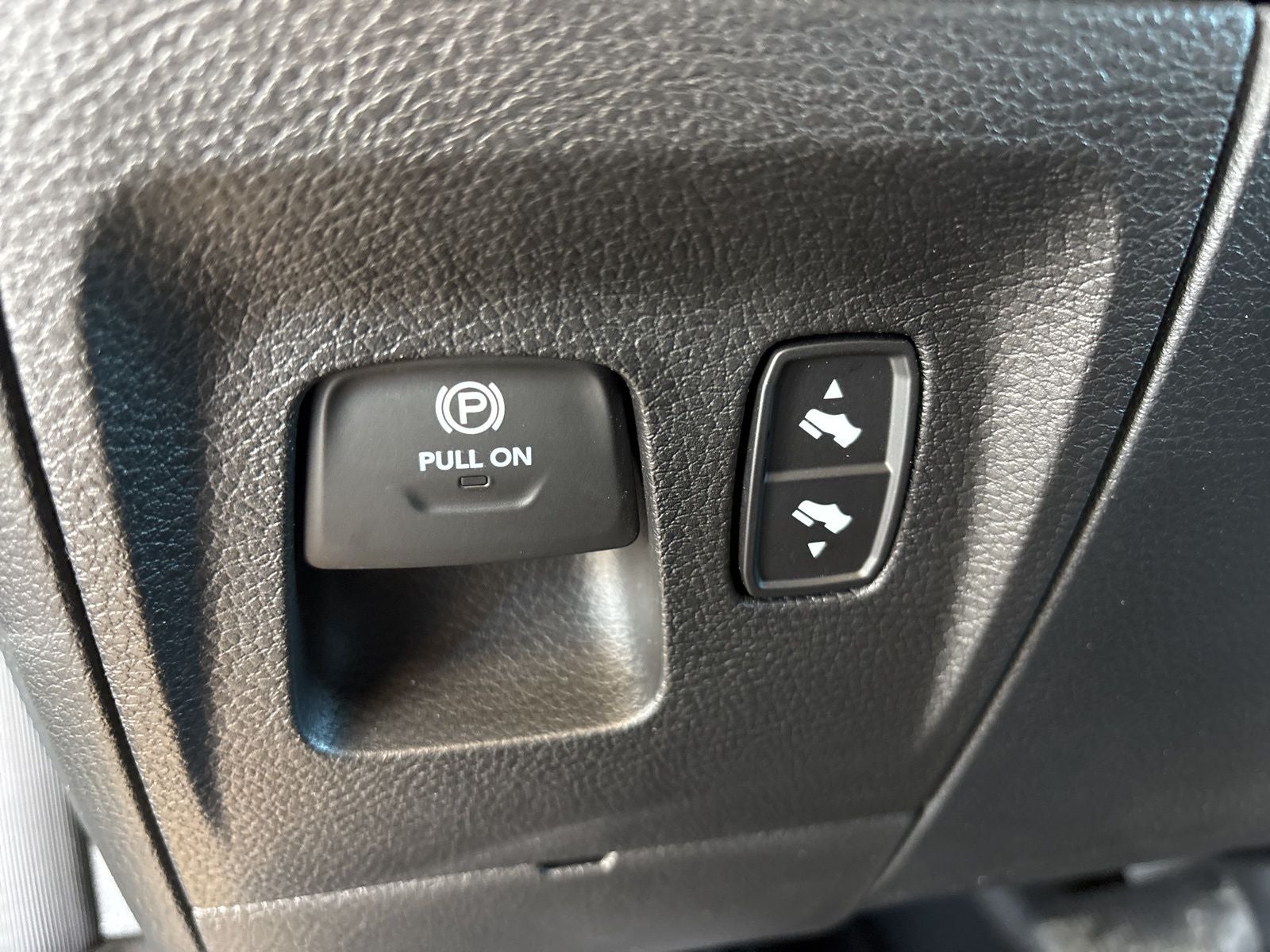 2026 RAM Ram 1500 Lone Star Crew Cab 4x2 5'7' Box