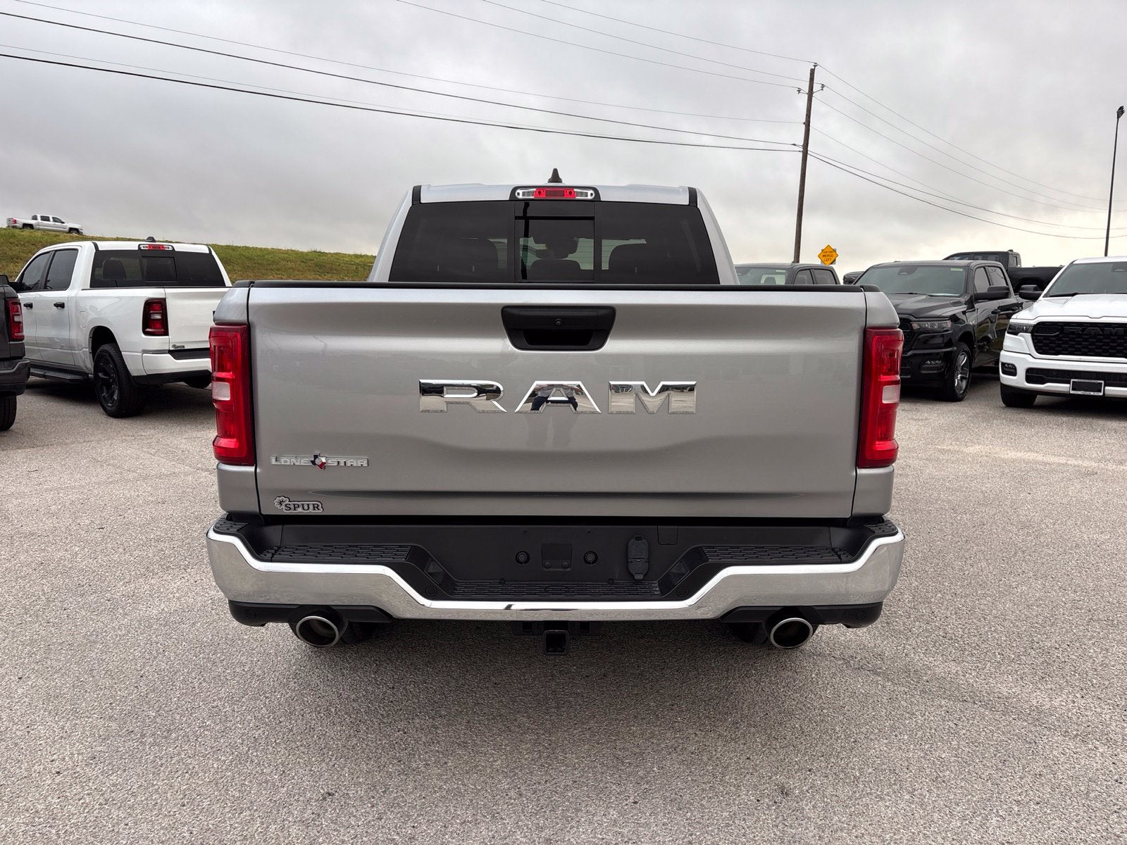 2025 RAM Ram 1500 Lone Star Crew Cab 4x2 5'7' Box
