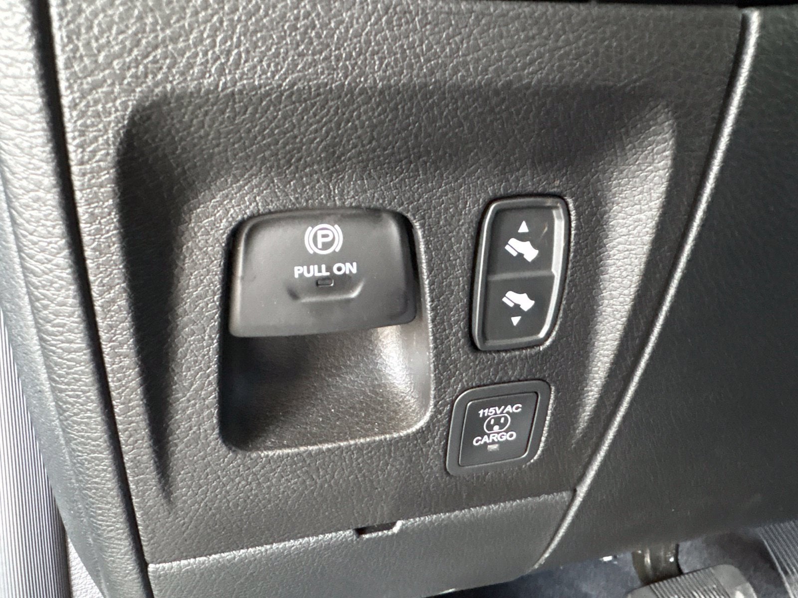 2026 RAM Ram 1500 Limited