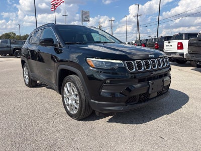 2024 Jeep Compass Latitude Lux FWD