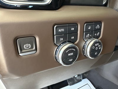 2022 GMC Sierra 1500 4WD Crew Cab Short Box Denali