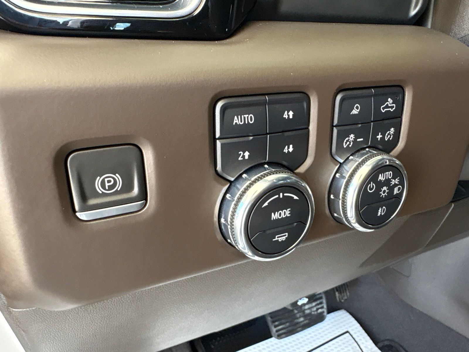 2022 GMC Sierra 1500 4WD Crew Cab Short Box Denali