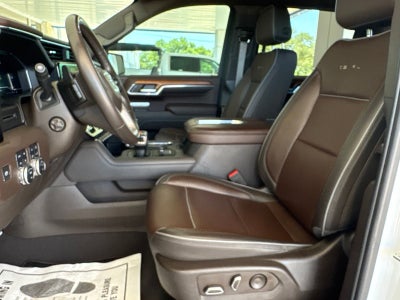 2022 GMC Sierra 1500 4WD Crew Cab Short Box Denali