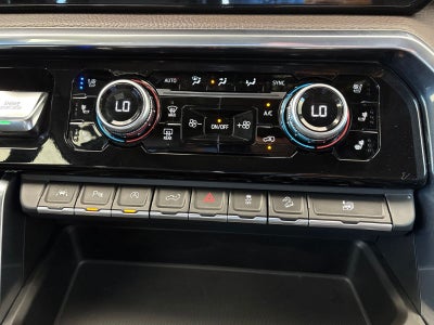 2022 GMC Sierra 1500 4WD Crew Cab Short Box Denali