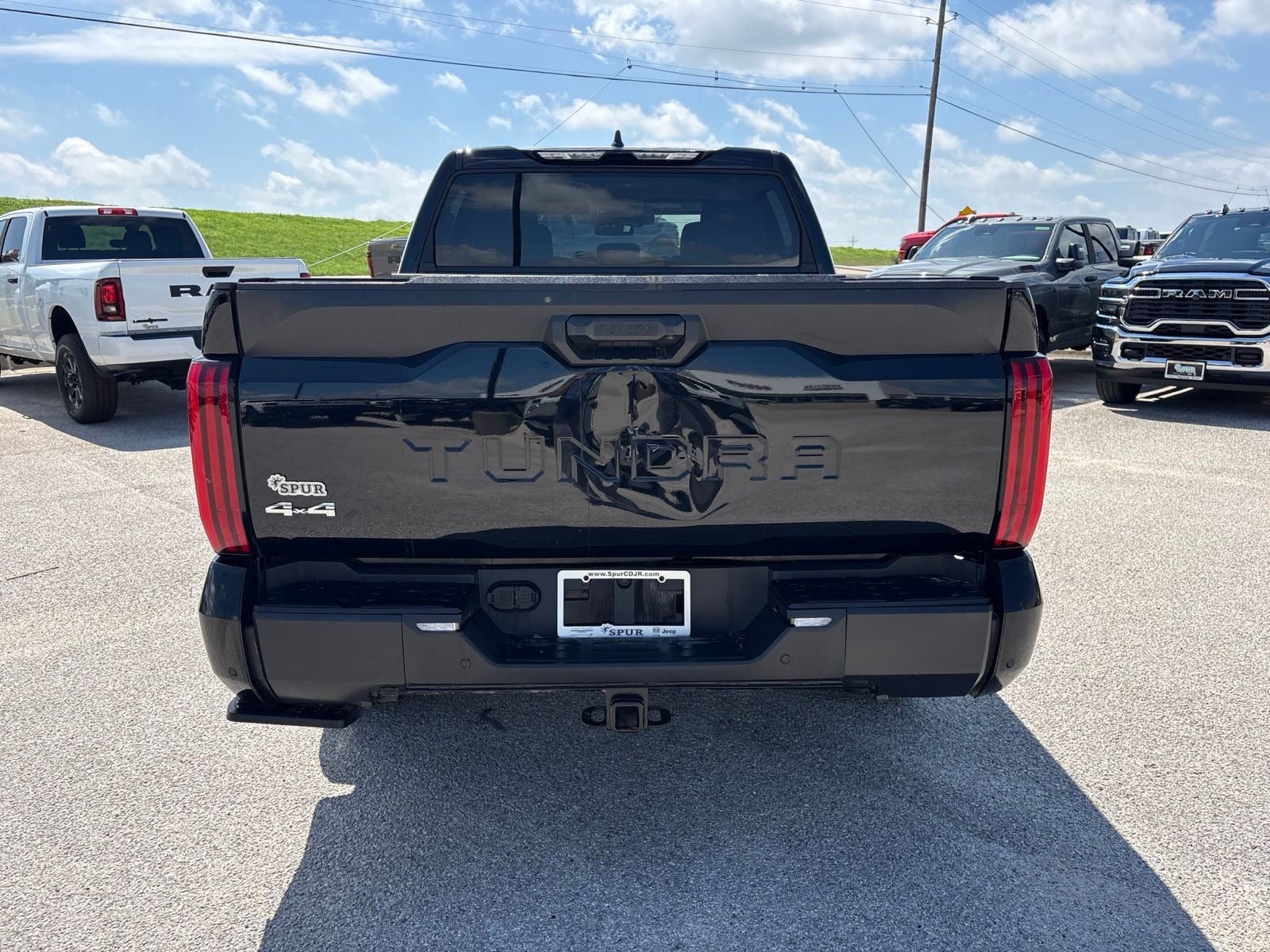 2024 Toyota Tundra SR5