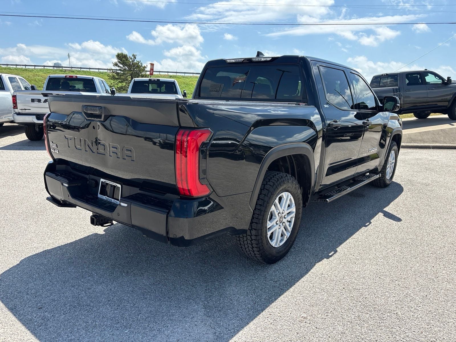 2024 Toyota Tundra SR5