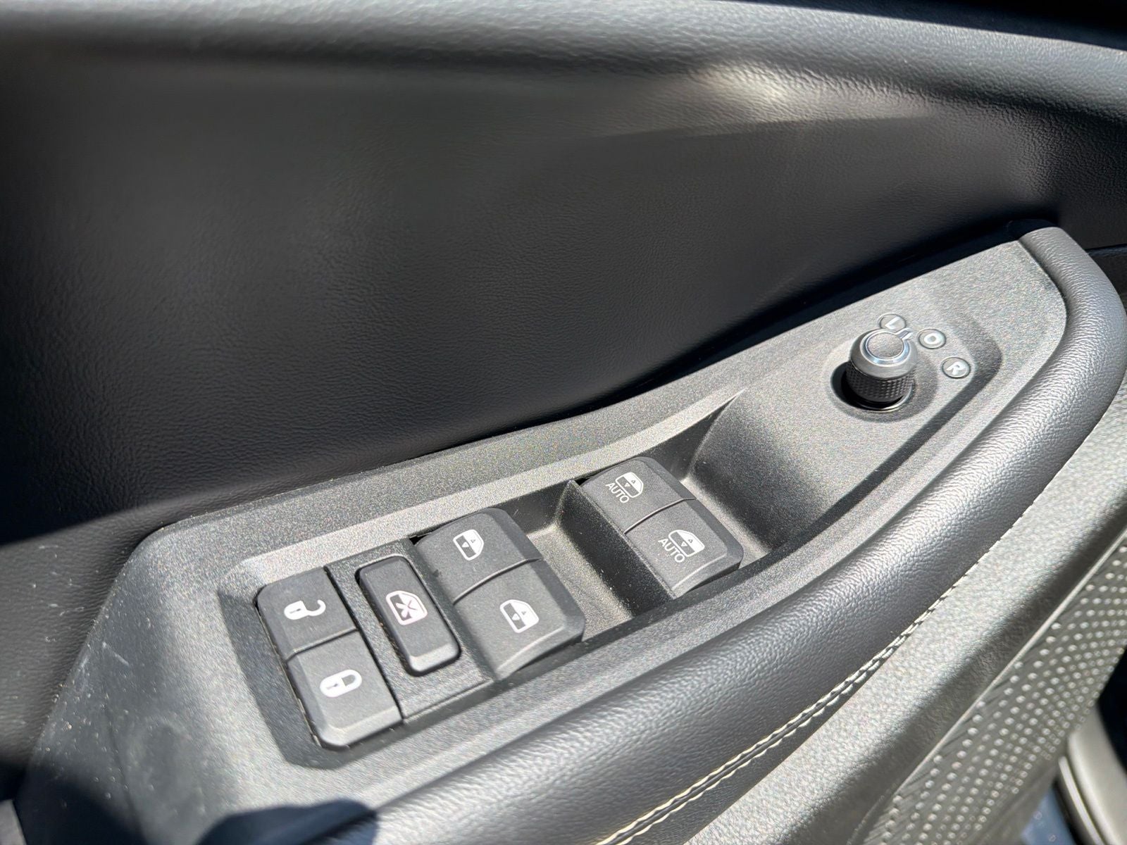 2023 Jeep Grand Cherokee L Altitude 4x2