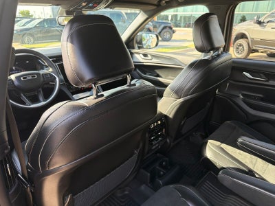 2024 Jeep Grand Cherokee L Altitude 4x4