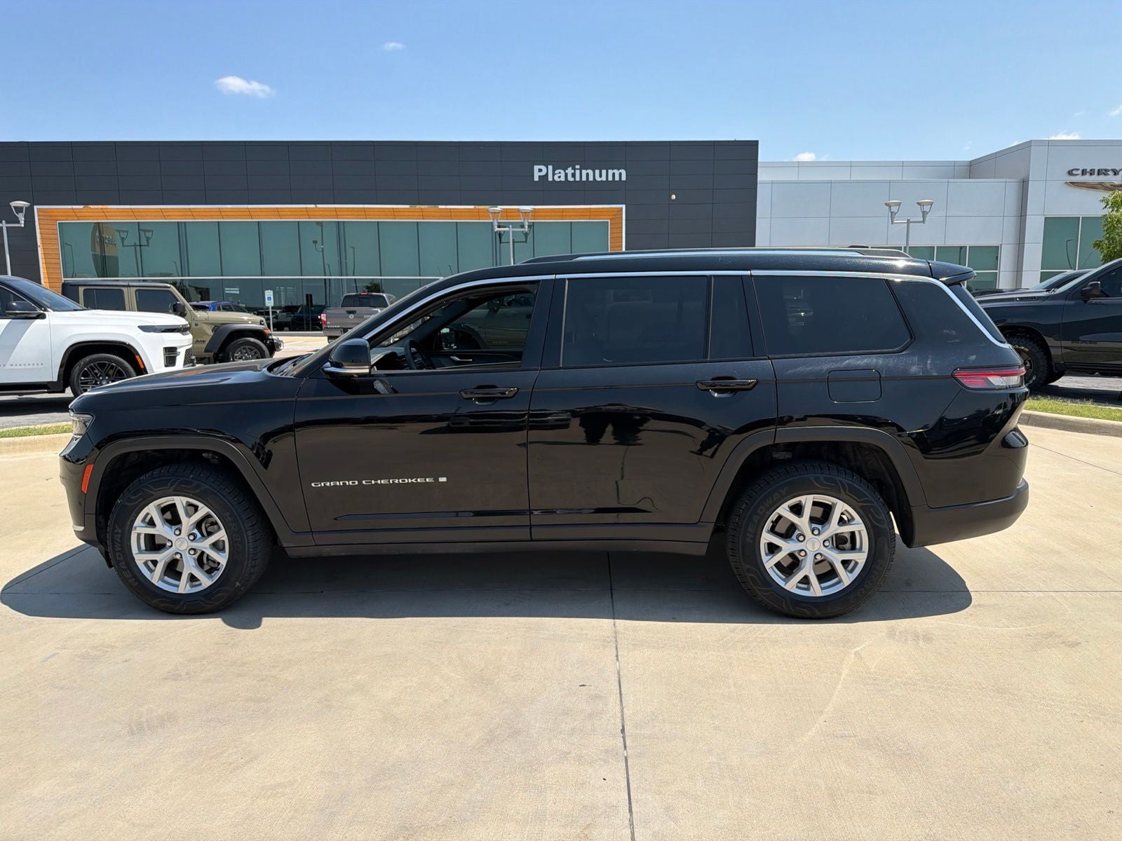 2023 Jeep Grand Cherokee L Limited 4x4