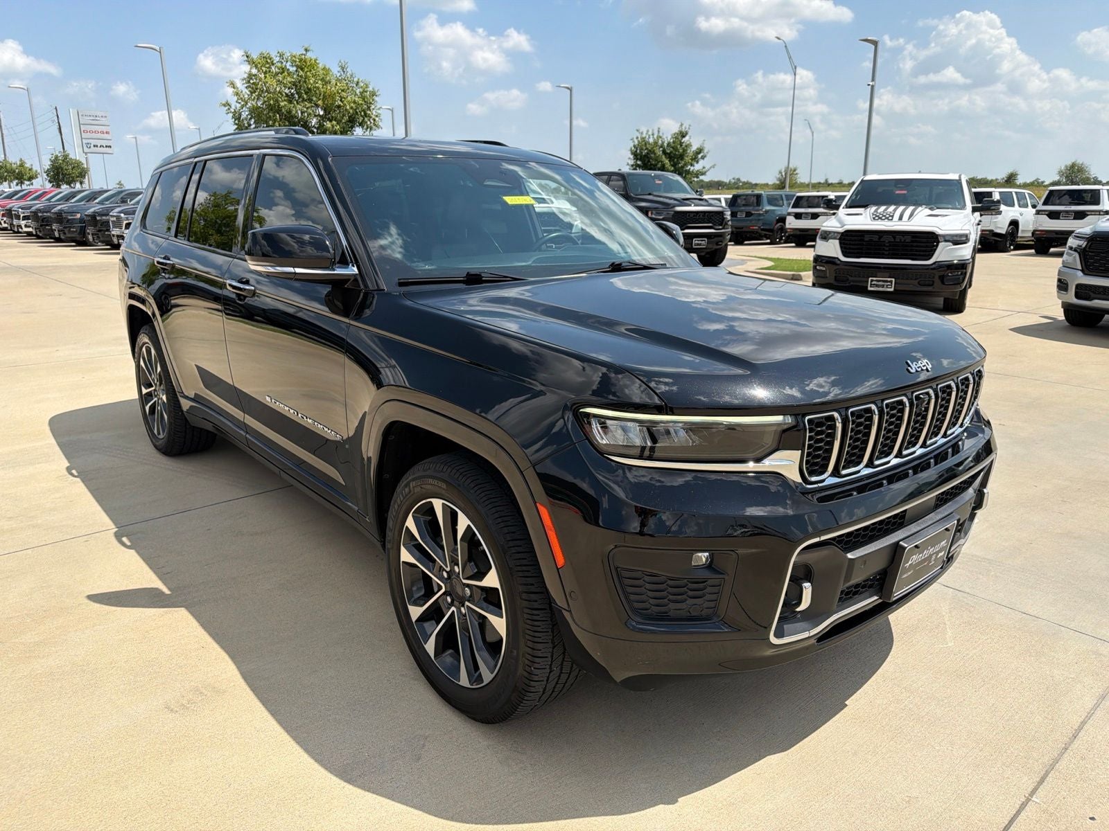 2022 Jeep Grand Cherokee L Overland 4x4