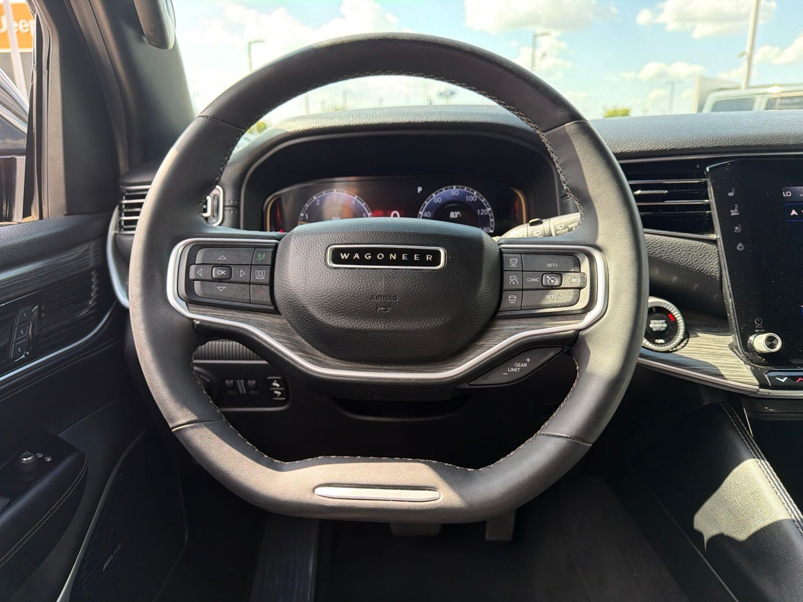 2024 Jeep Wagoneer L Series II 4x2
