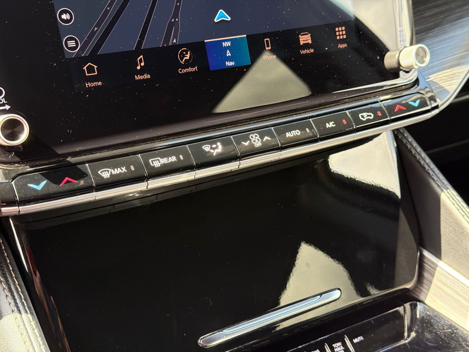 2024 Jeep Wagoneer L Series II 4x2