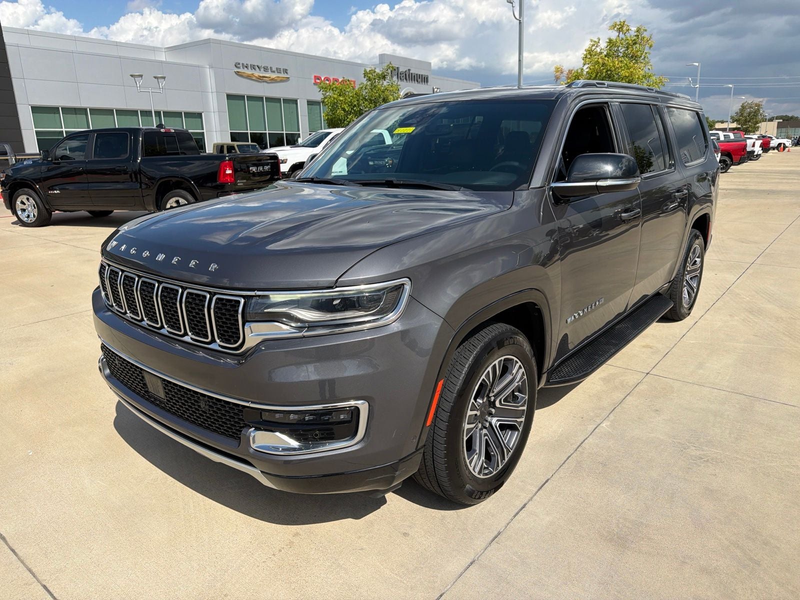 2024 Jeep Wagoneer L Series II 4x2