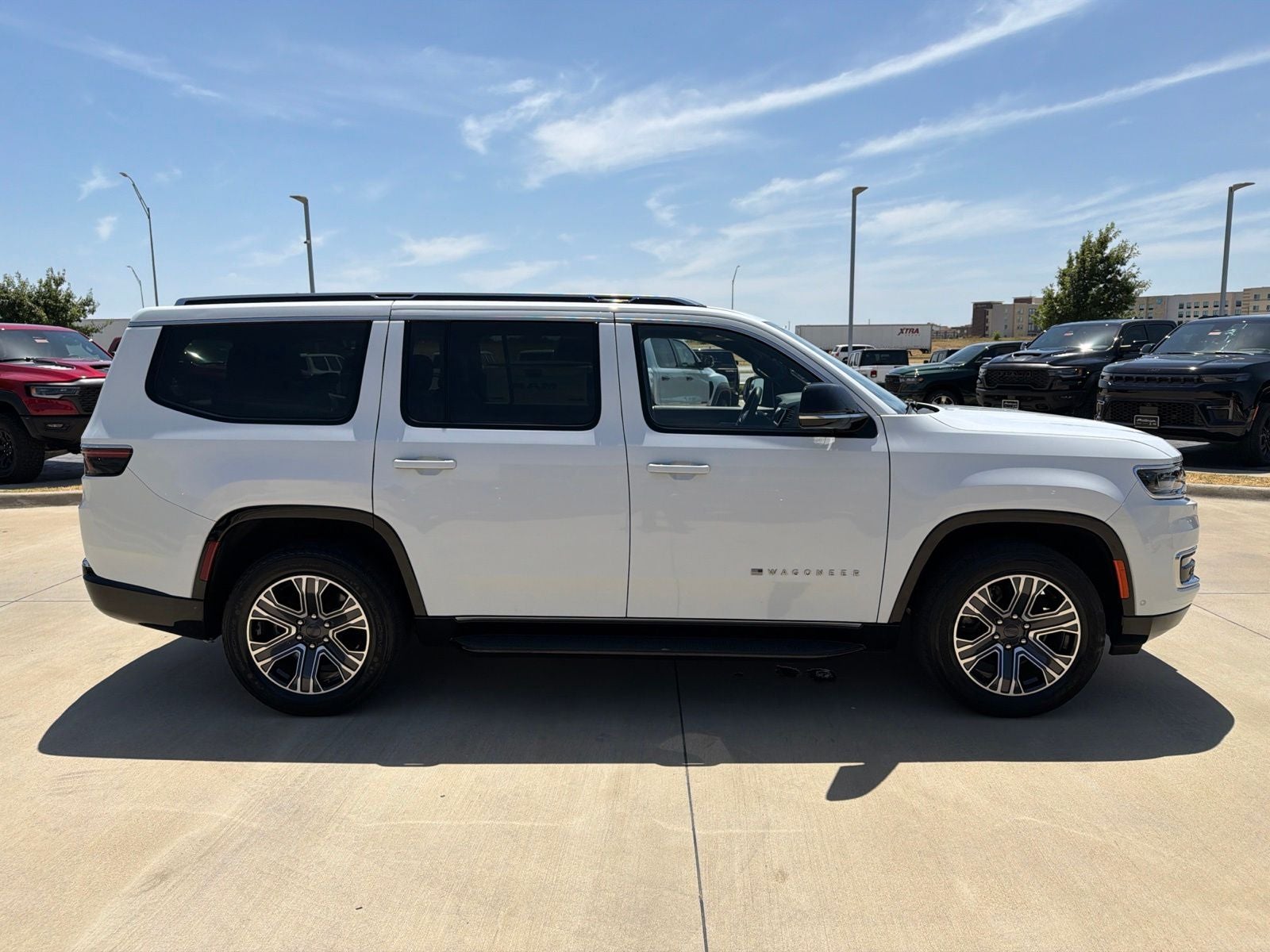 2024 Jeep Wagoneer Series II 4x2