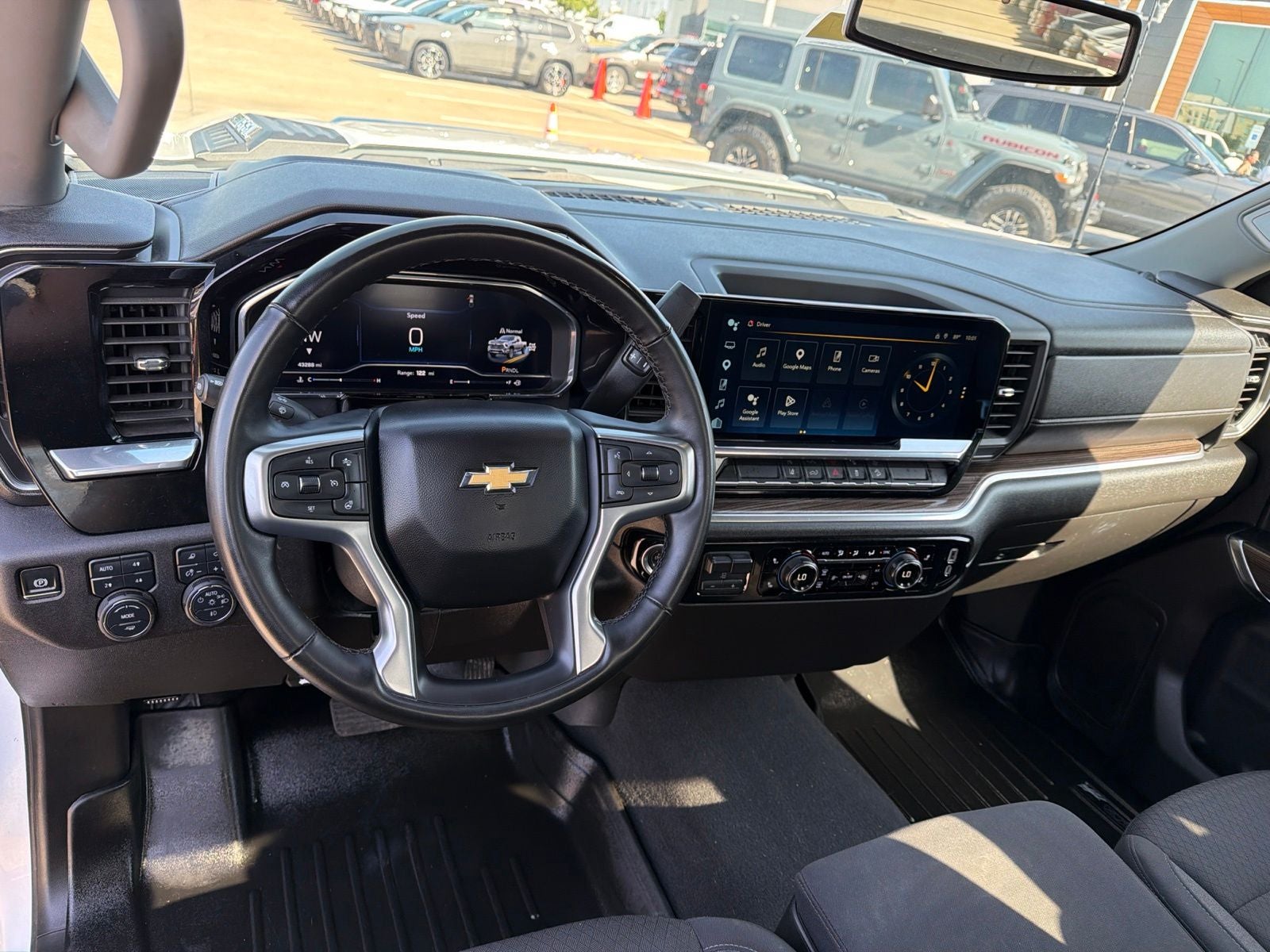 2025 Chevrolet Silverado 2500HD 4WD Regular Cab Long Bed LT