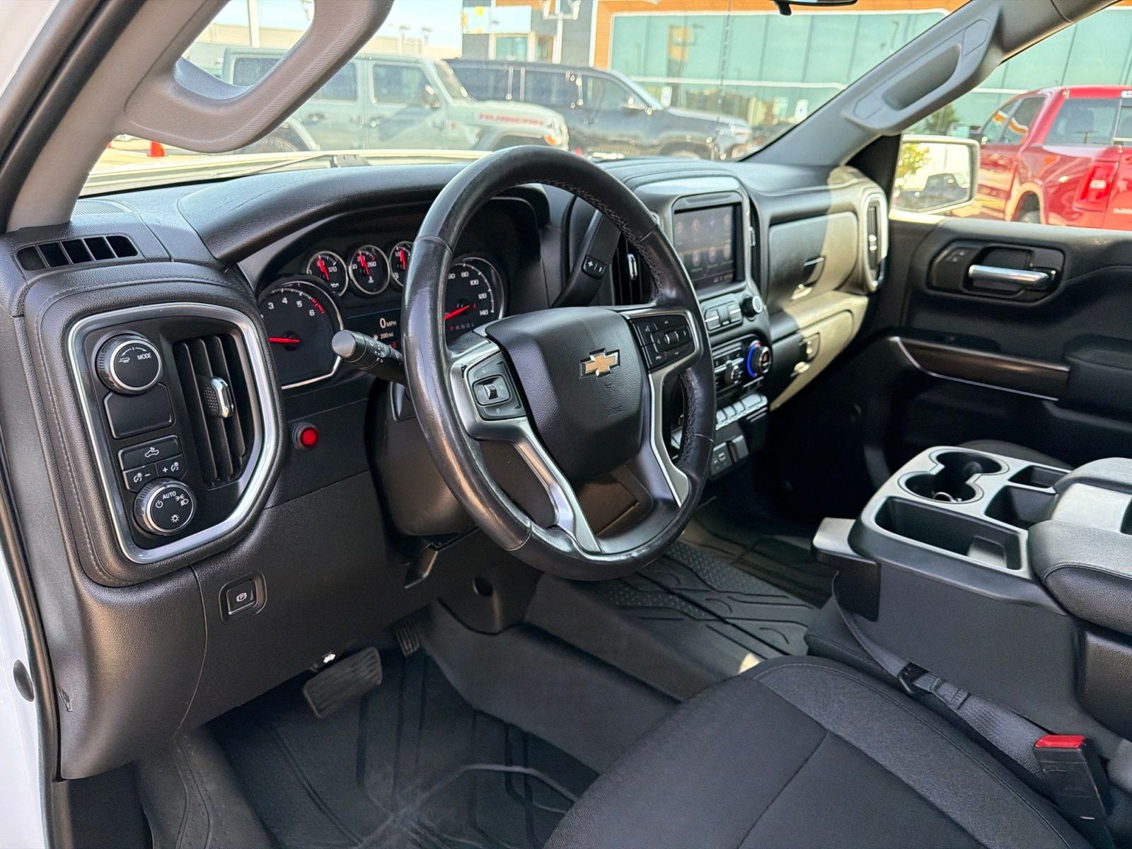 2022 Chevrolet Silverado 1500 LTD 2WD Crew Cab Short Bed LT