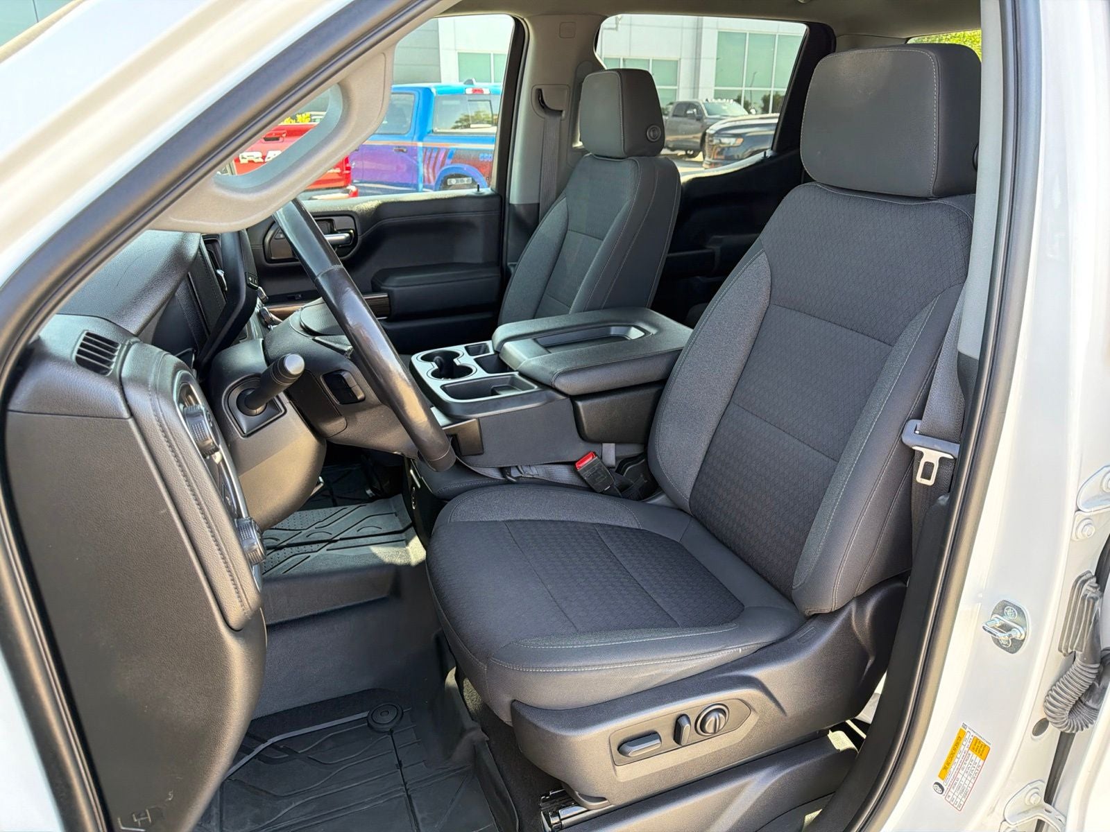 2022 Chevrolet Silverado 1500 LTD 2WD Crew Cab Short Bed LT