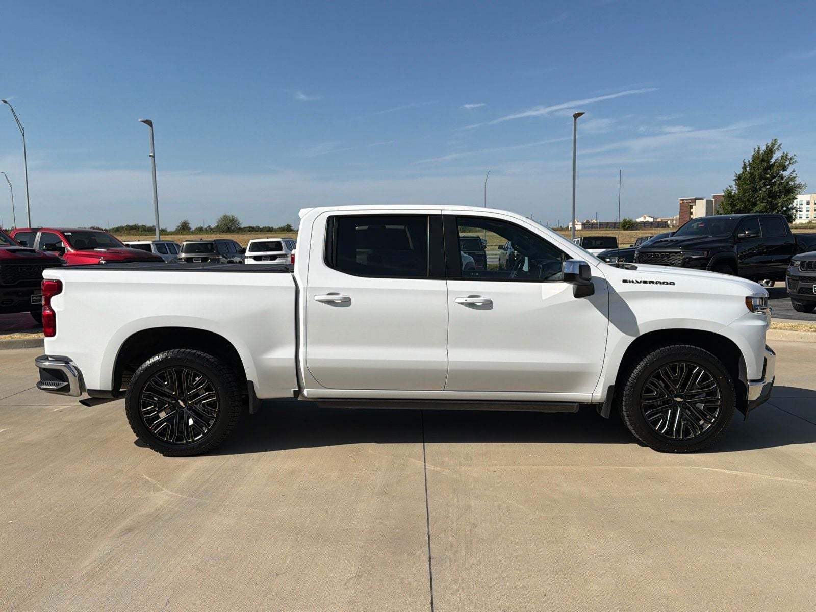 2022 Chevrolet Silverado 1500 LTD 2WD Crew Cab Short Bed LT