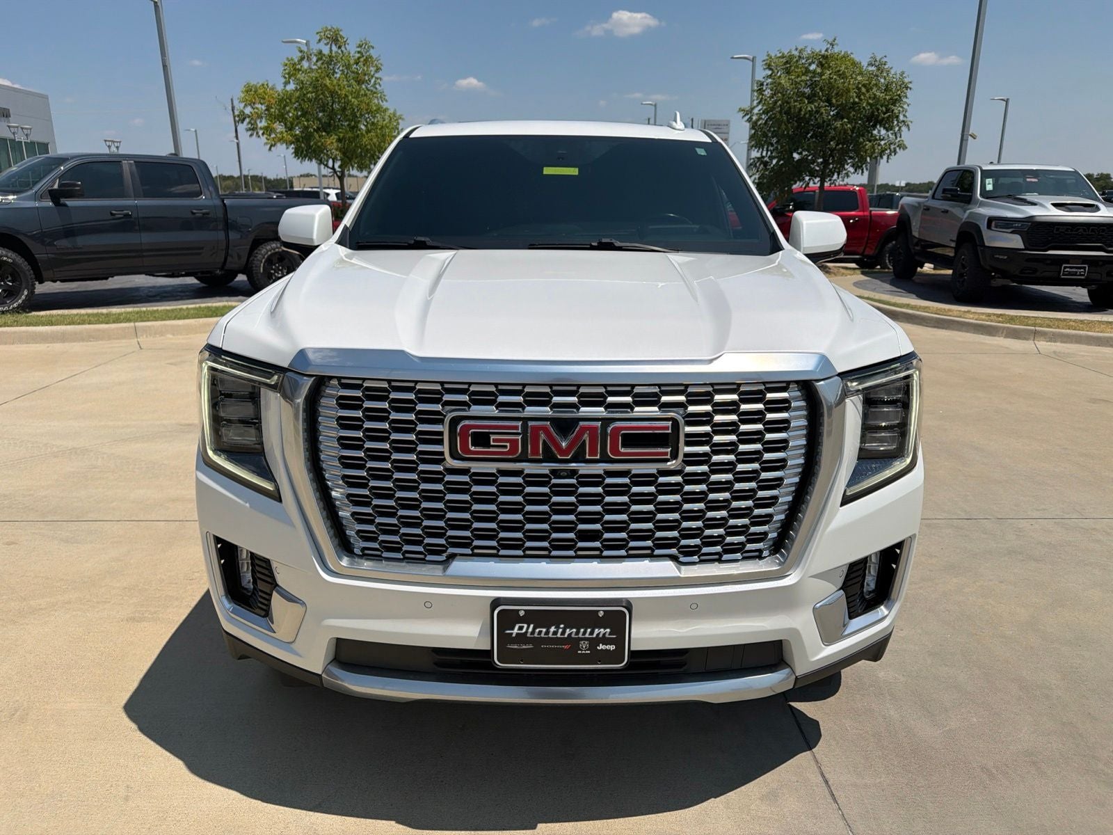 2022 GMC Yukon 4WD Denali