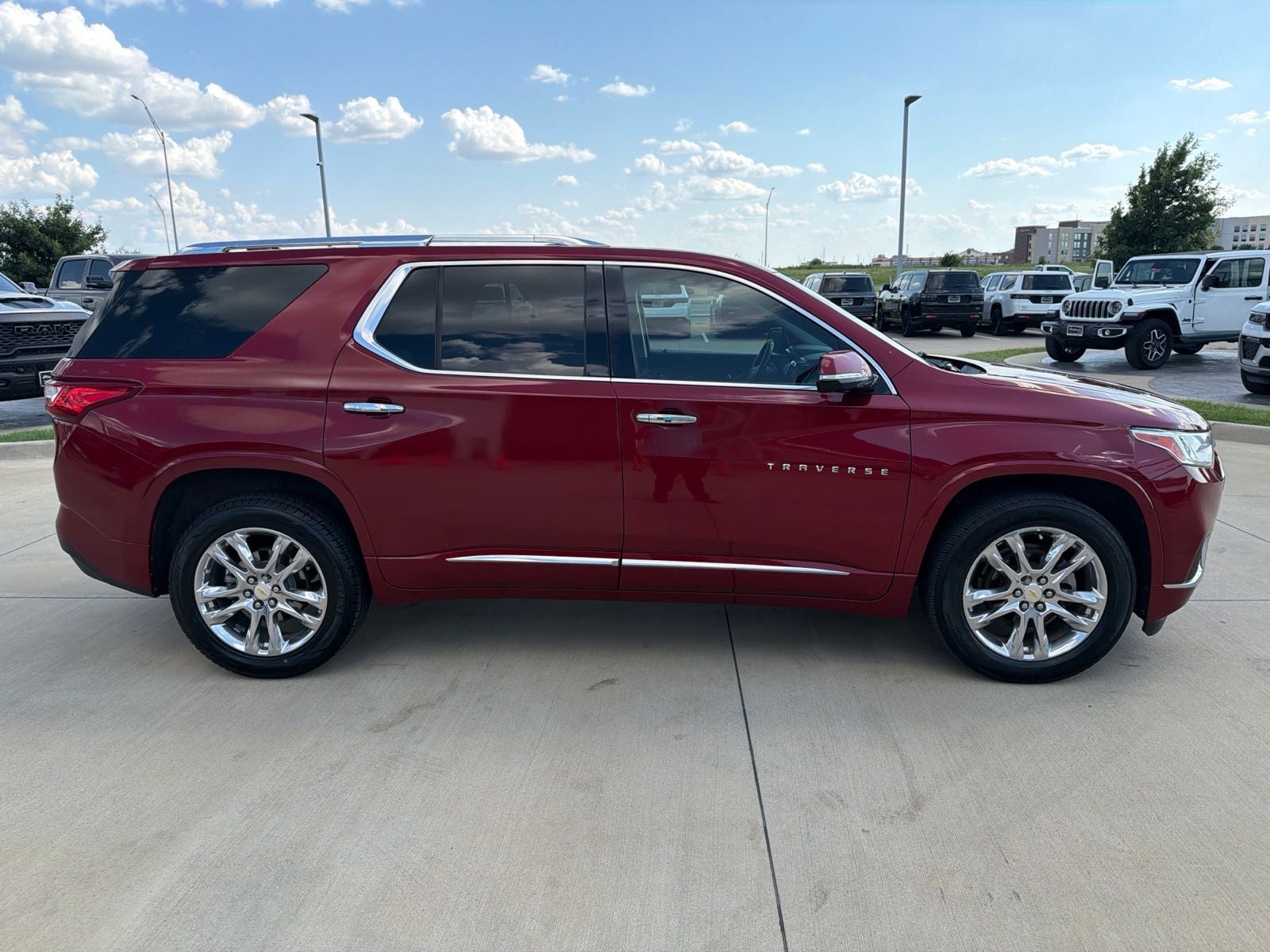 2020 Chevrolet Traverse FWD High Country