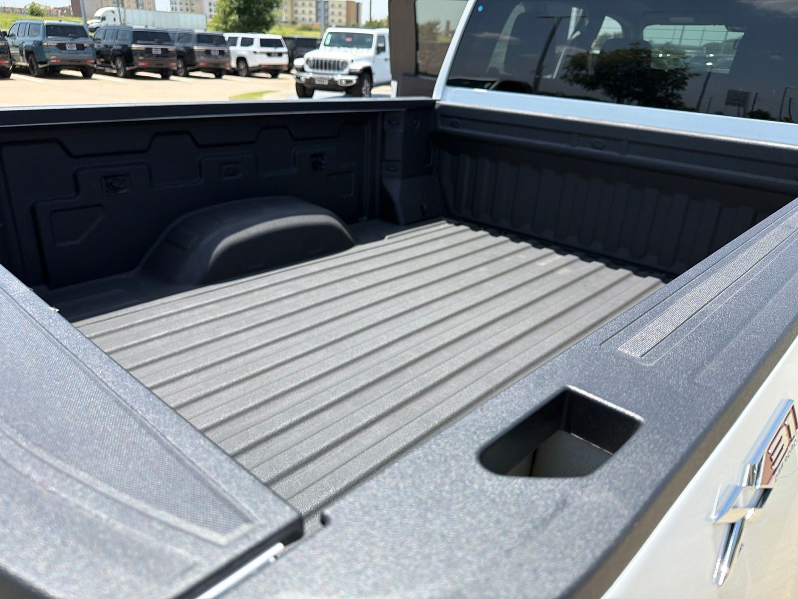 2026 GMC Sierra 2500 HD Crew Cab, Standard Bed, Pro, 4WD