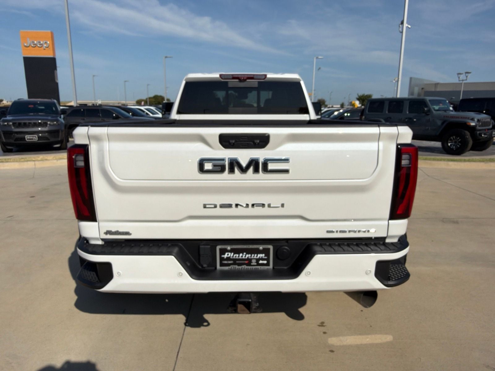 2025 GMC Sierra 3500HD 4WD Crew Cab Long Bed Denali Ultimate