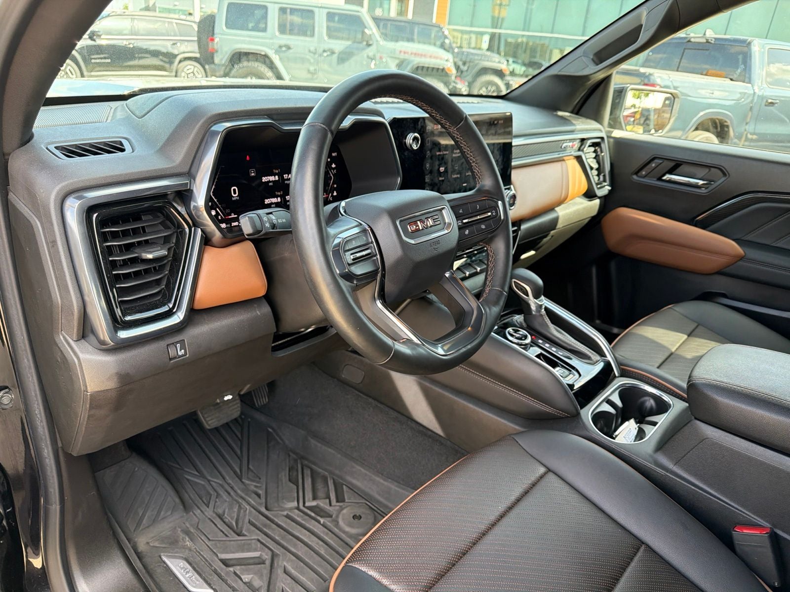 2024 GMC Canyon 4WD AT4