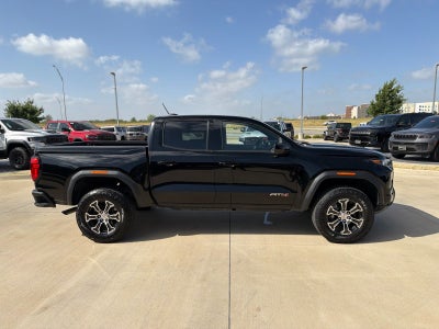 2024 GMC Canyon 4WD AT4
