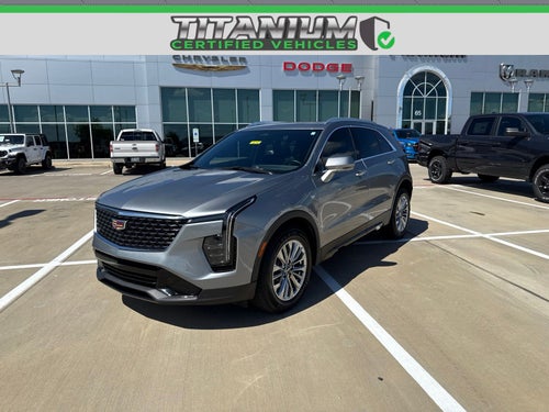 2025 Cadillac XT4 FWD Premium Luxury