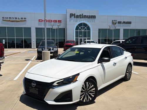 2025 Nissan Altima SV FWD