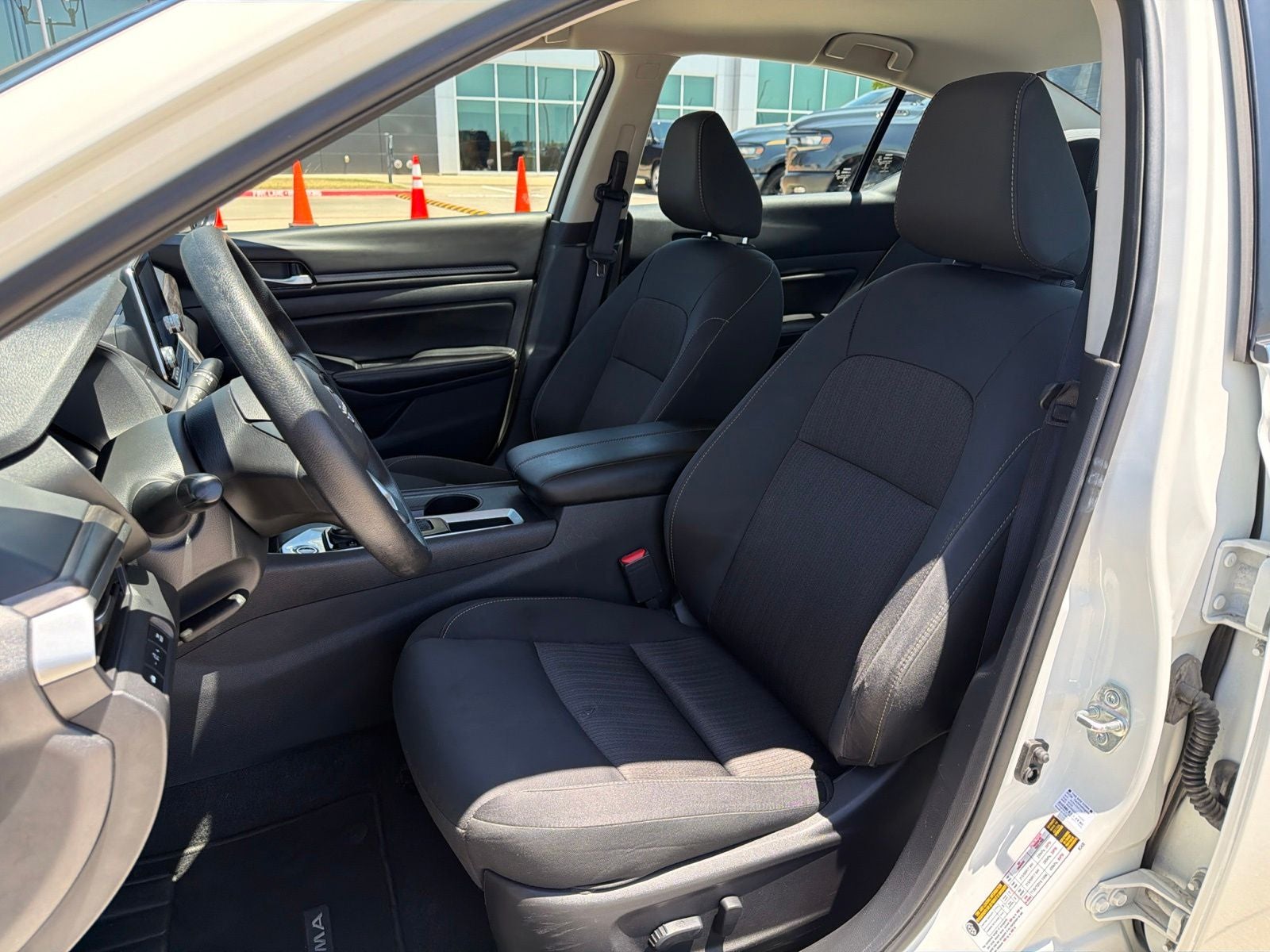 2025 Nissan Altima SV FWD