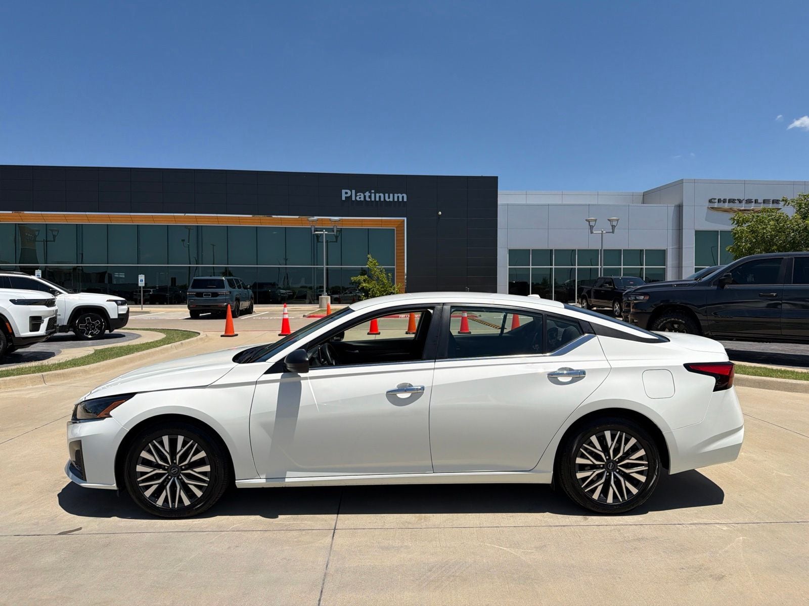2025 Nissan Altima SV FWD