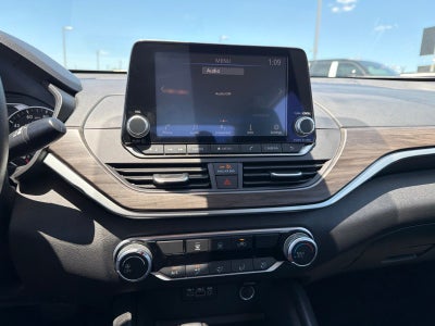 2025 Nissan Altima SV FWD