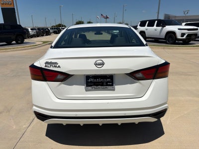 2025 Nissan Altima SV FWD