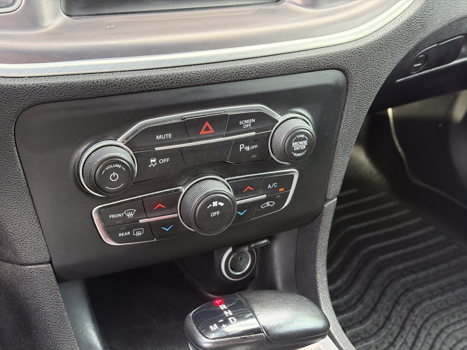 2022 Dodge Charger SXT RWD