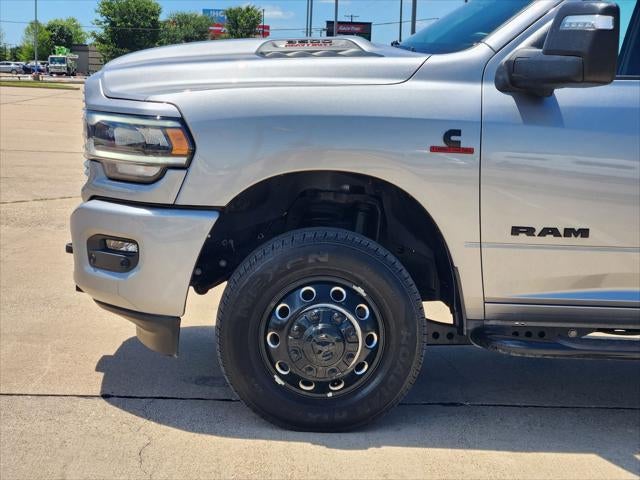 2024 RAM Ram 3500 Laramie Mega Cab 4x4 6'4' Box