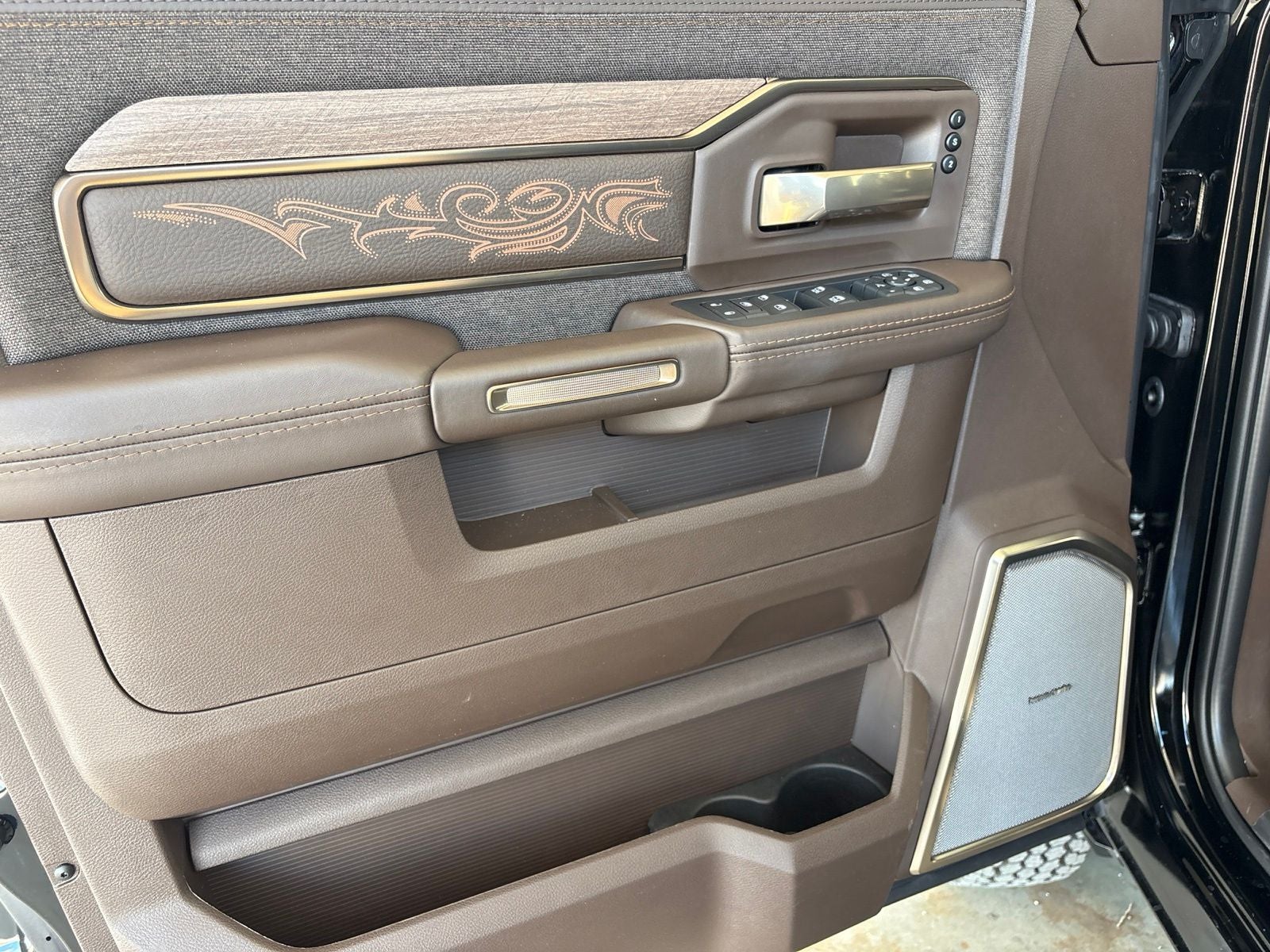 2026 RAM Ram 3500 Limited Longhorn Mega Cab 4x4 6'4' Box