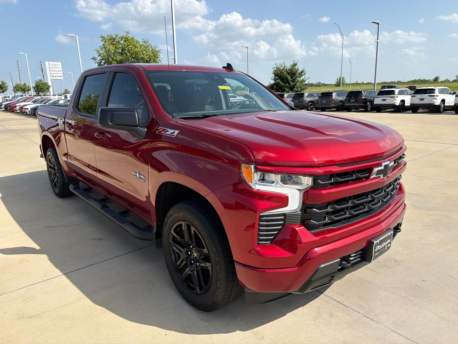 2023 Chevrolet Silverado 1500 4WD Crew Cab Short Bed RST