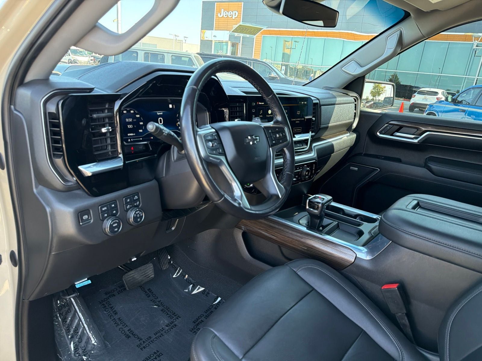 2022 Chevrolet Silverado 1500 4WD Crew Cab Short Bed LT Trail Boss