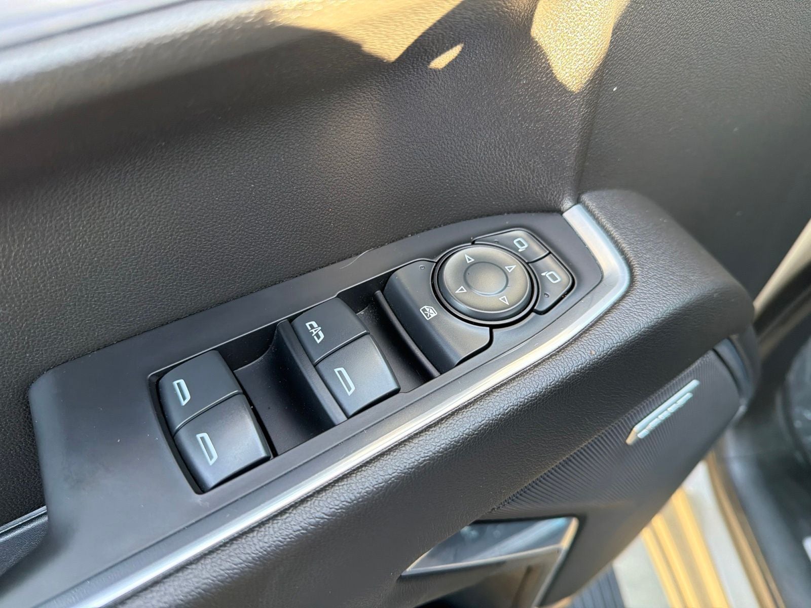 2022 Chevrolet Silverado 1500 4WD Crew Cab Short Bed LT Trail Boss