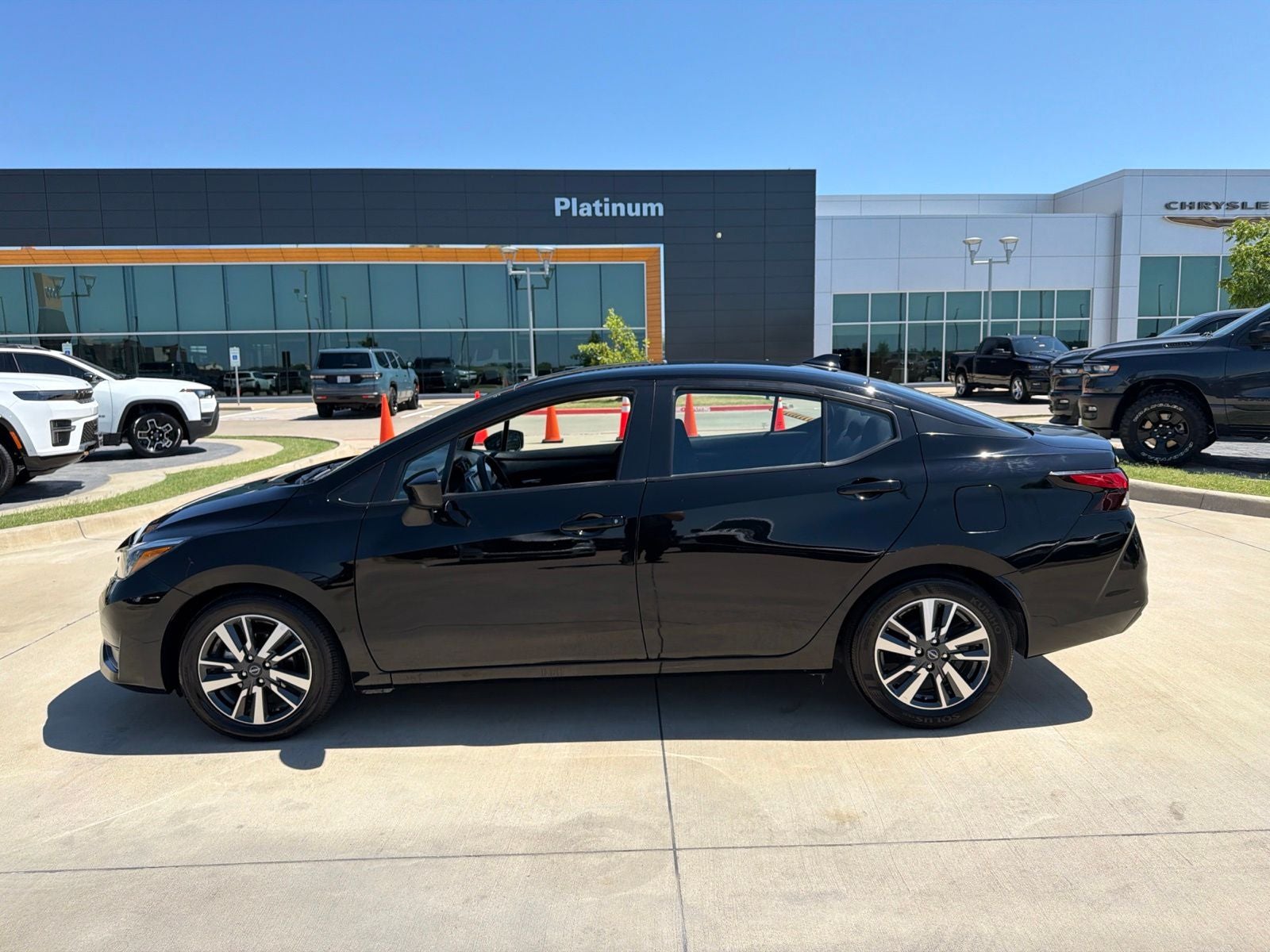 2025 Nissan Versa 1.6 SV