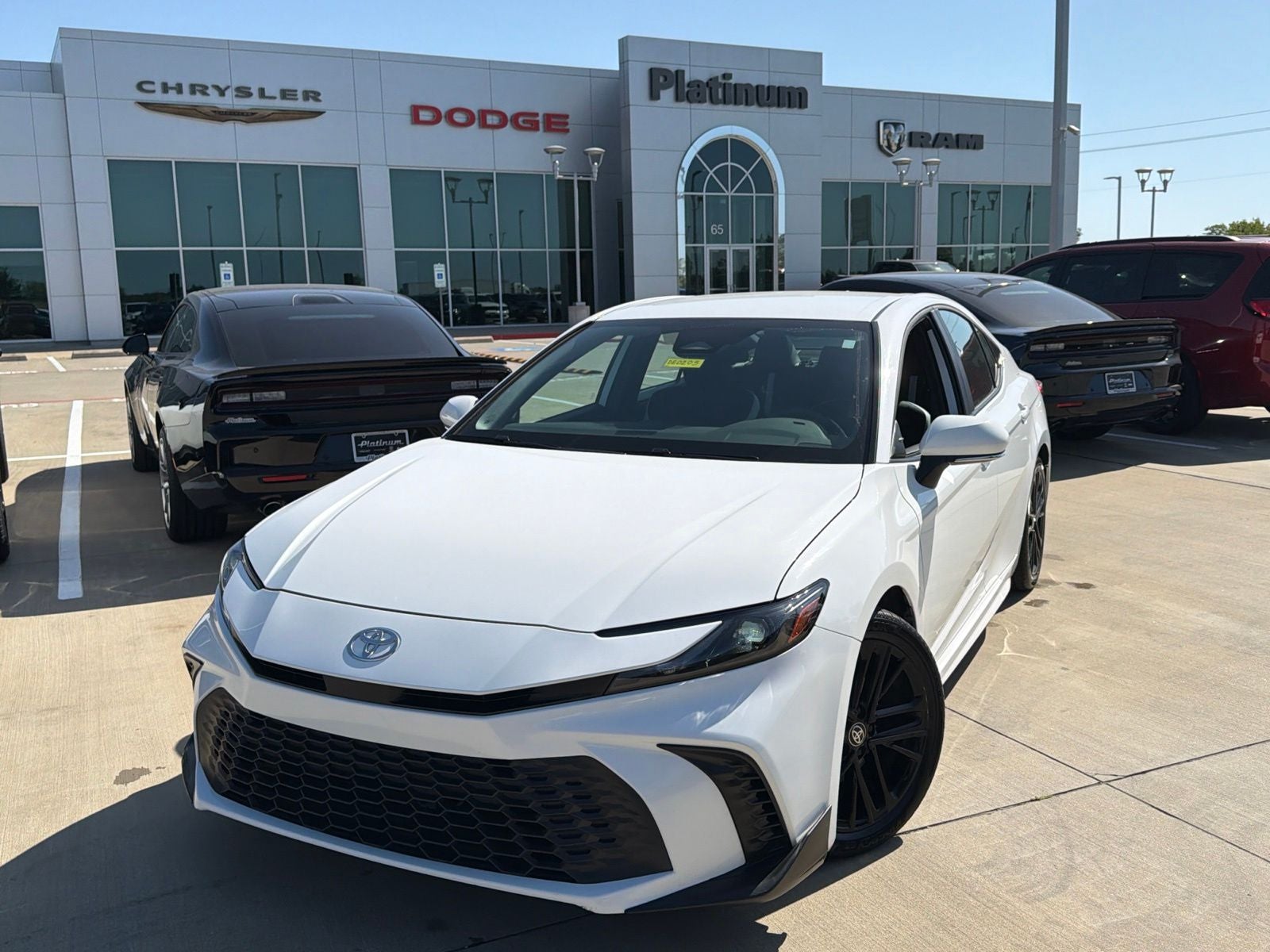 2025 Toyota Camry SE