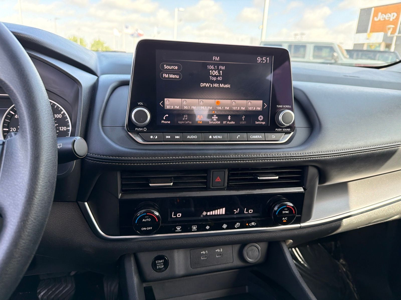 2024 Nissan Rogue SV FWD
