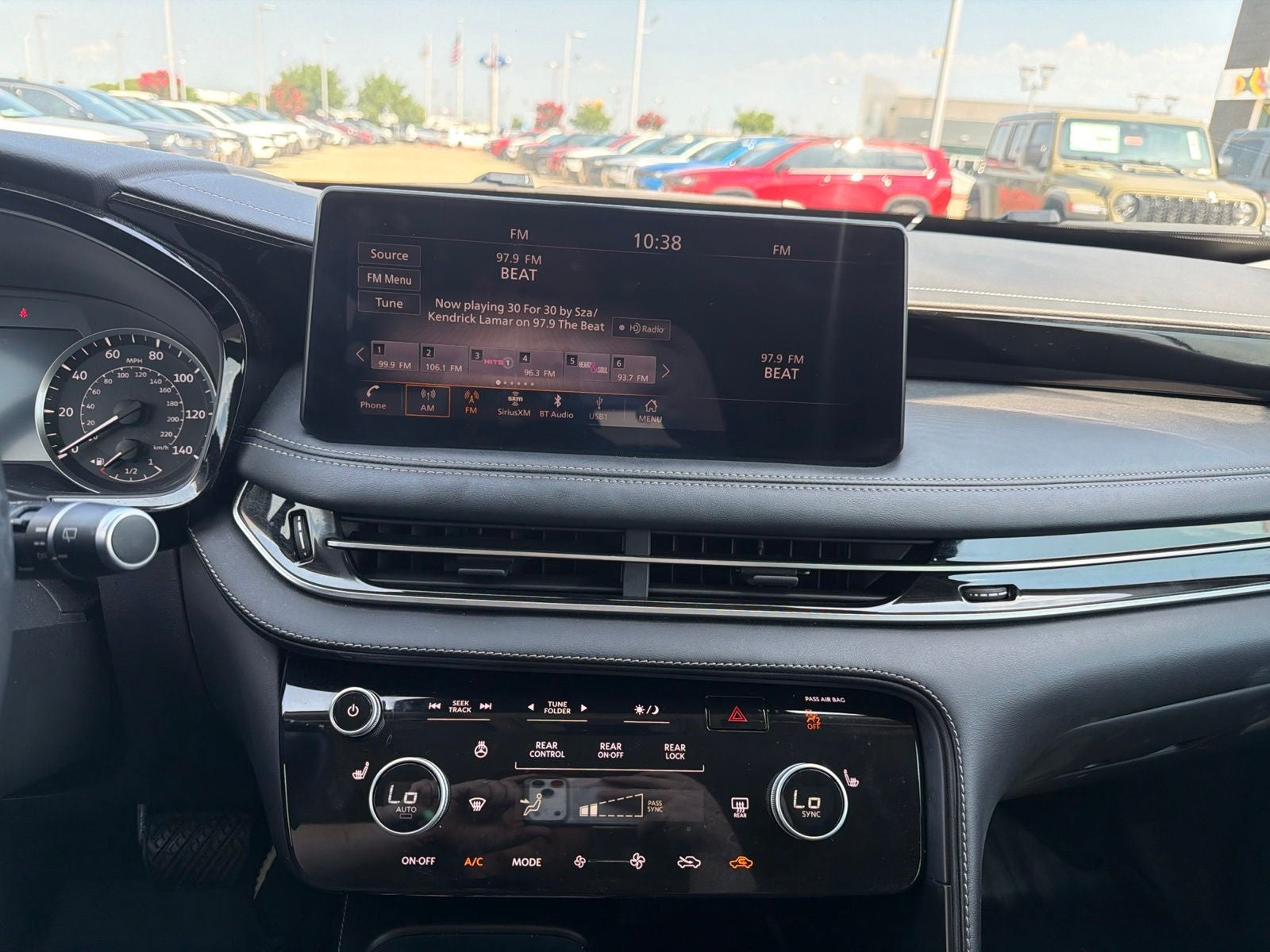 2023 INFINITI QX60 PURE