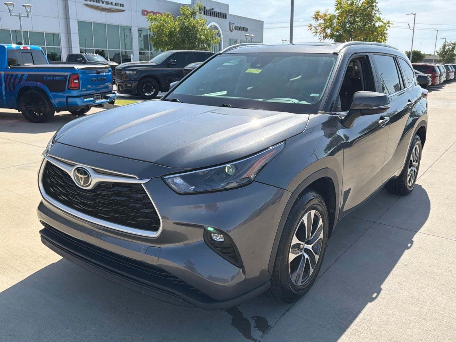 2024 Toyota Highlander XLE