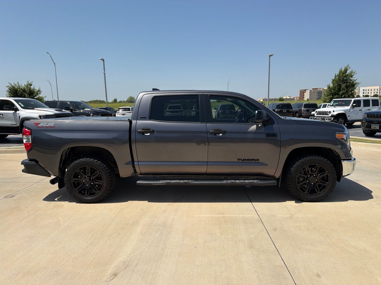 2020 Toyota Tundra SR5