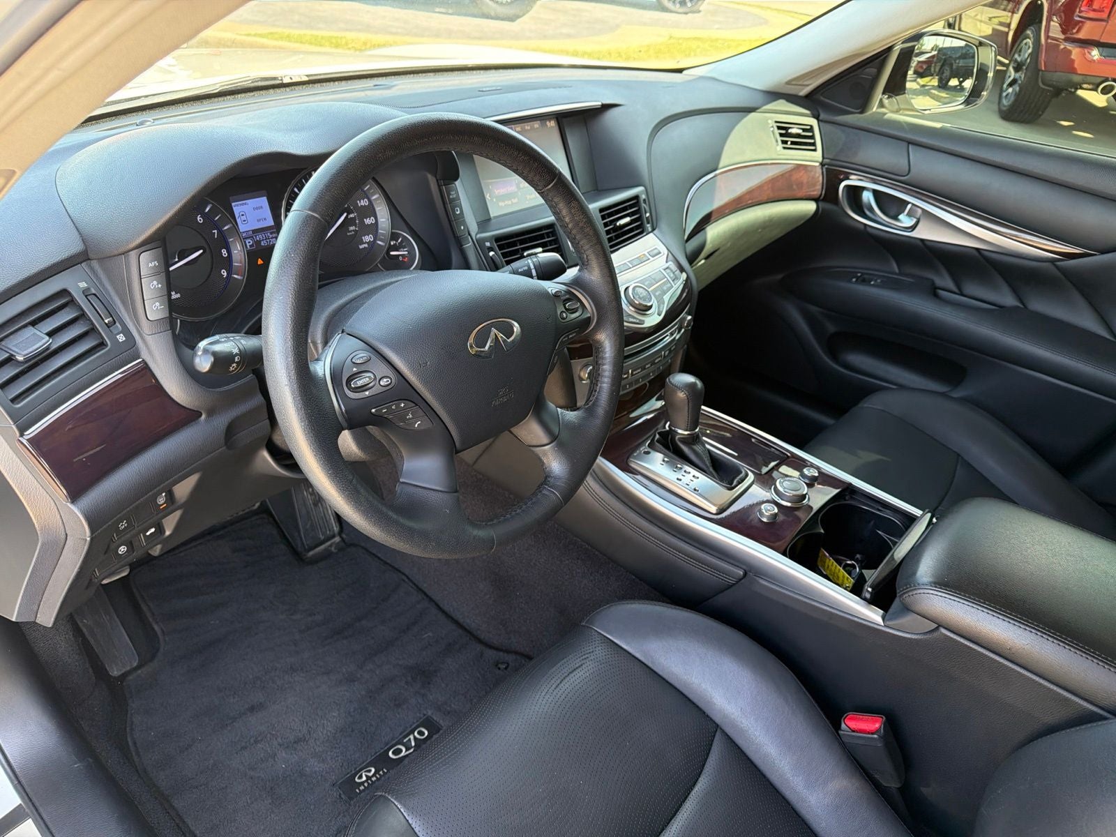 2019 INFINITI Q70 3.7 LUXE