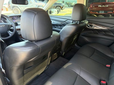 2019 INFINITI Q70 3.7 LUXE